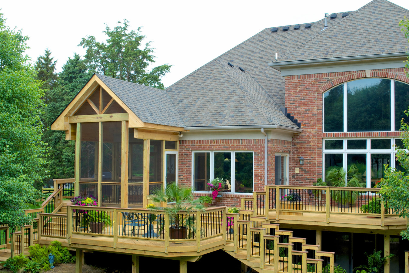 Deck-to-sunroom conversion
